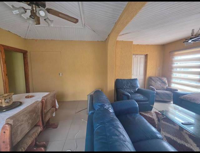 4 BEDROOM HOUSE FOR SALE IN TOKOZA